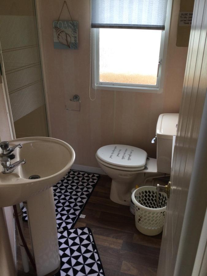 H15 Villa Абъристуит Екстериор снимка